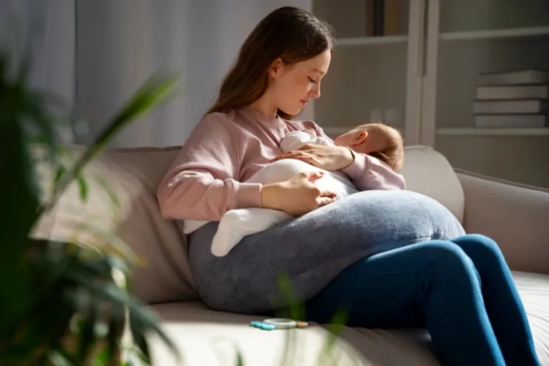 Supporting Maternal Mental Health in Abu Dhabi: Expert Care for Mothers